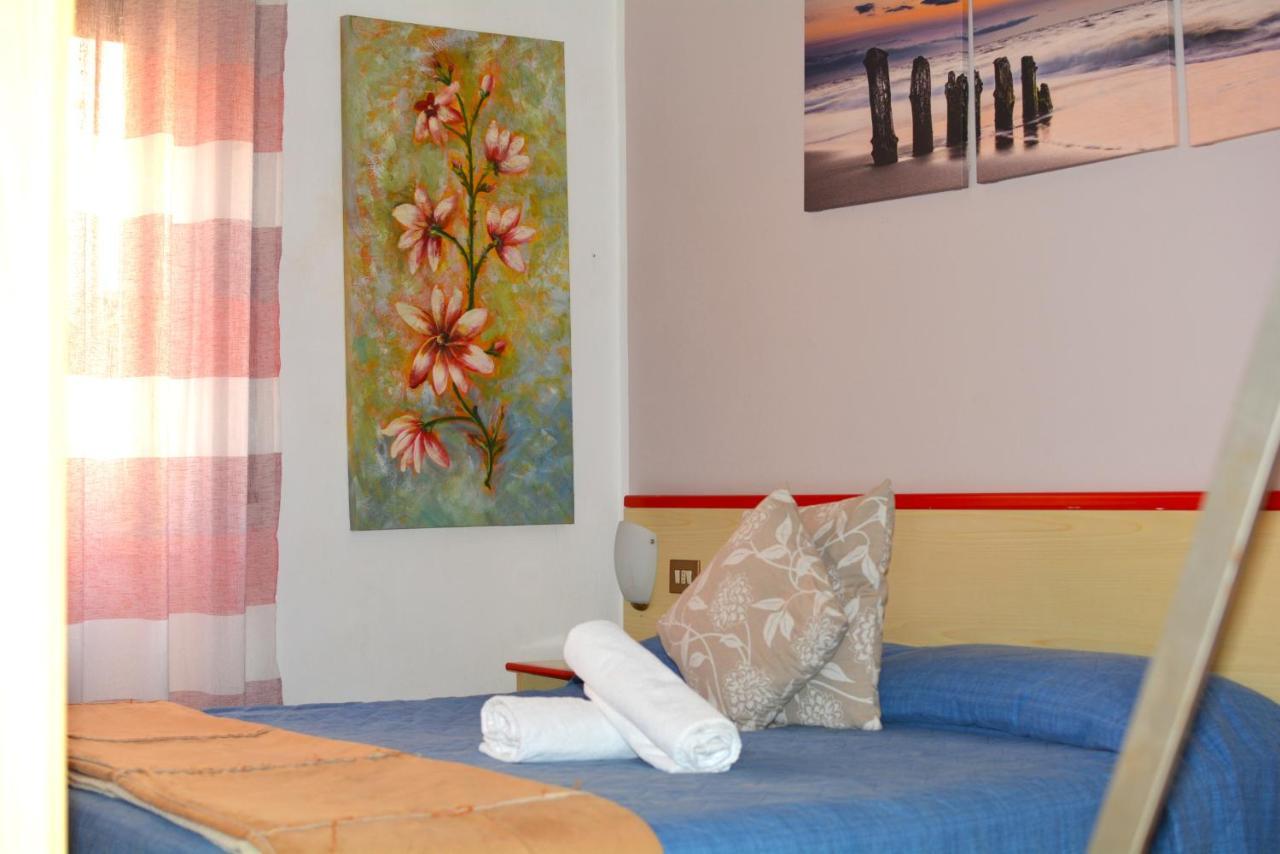 Hotel La Madunina Varazze Ngoại thất bức ảnh